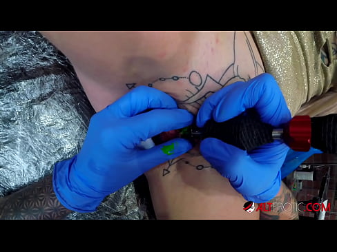 ❤️ Itin tatuiruota karšta Sully Savage gavo tatuiruotę ant savo klitorio ❌ Dulkinimasis prie lt.assay-define-smartlink.ru